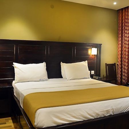 Ranis Grand Hotel Coimbatore Buitenkant foto